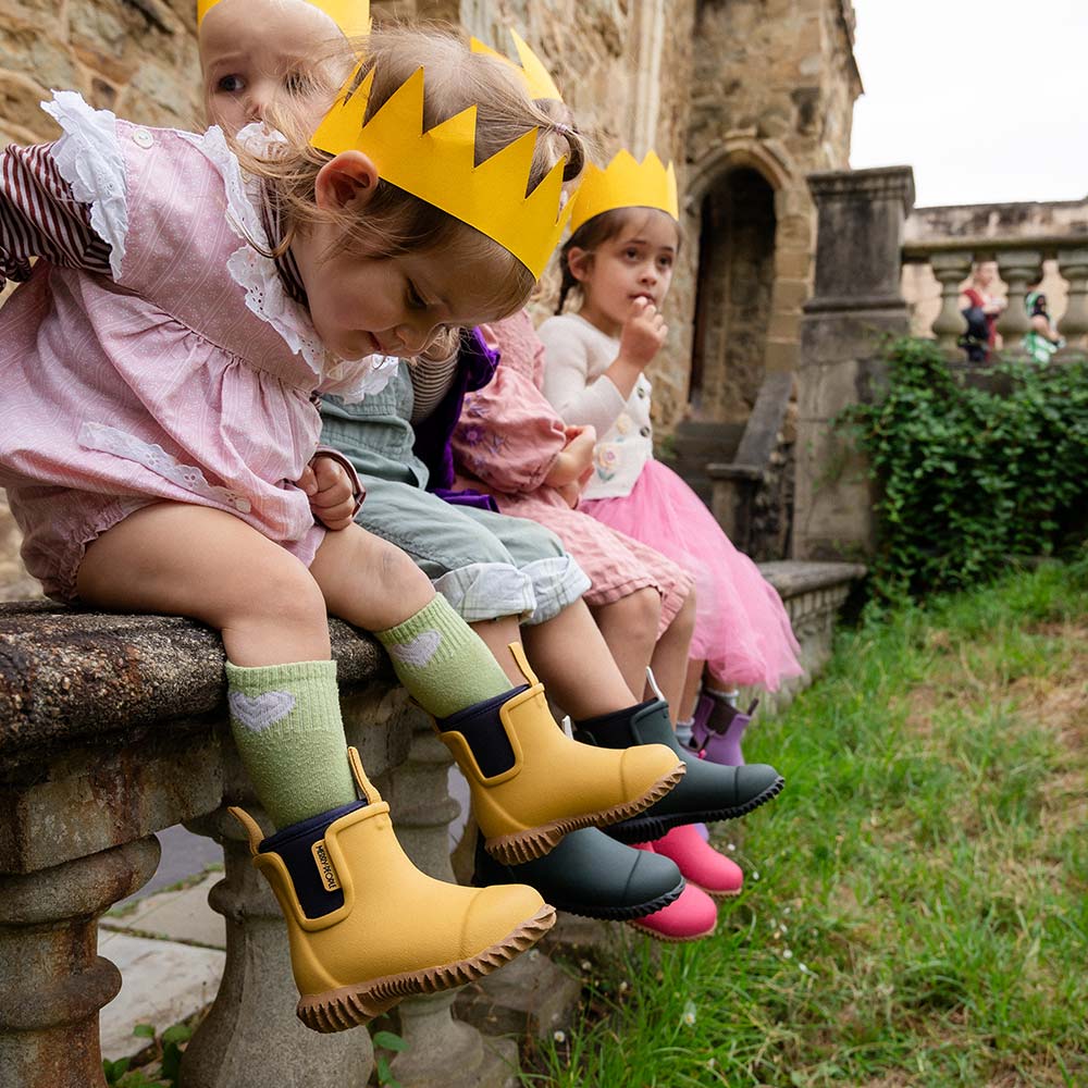 Bobbi Kids Wellington Boot // Straw
