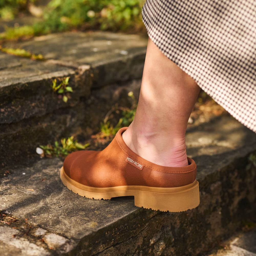 Billie Clog // Rust