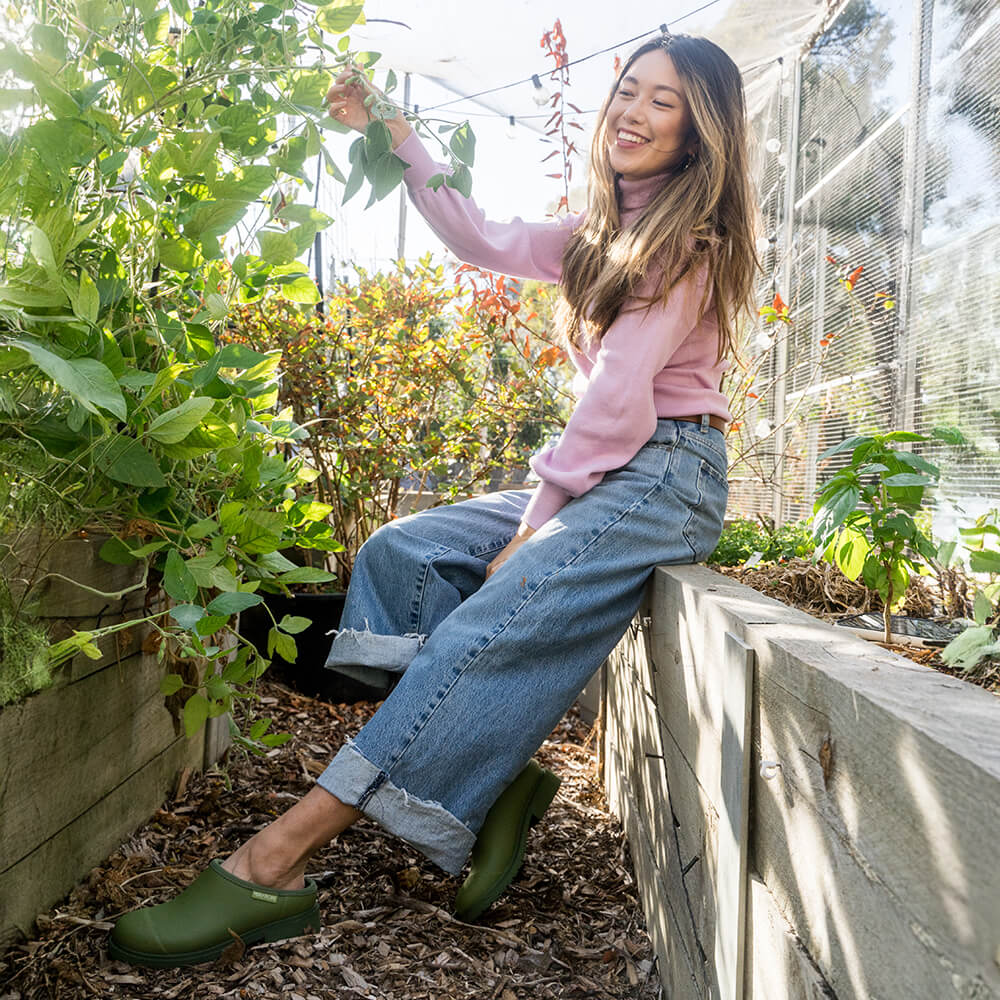 Billie Clog // Bright Olive