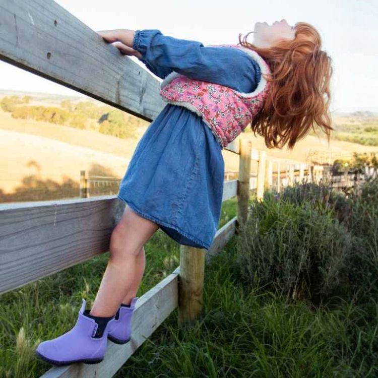 Bobbi Kids Wellington Boot // Lavender & Navy