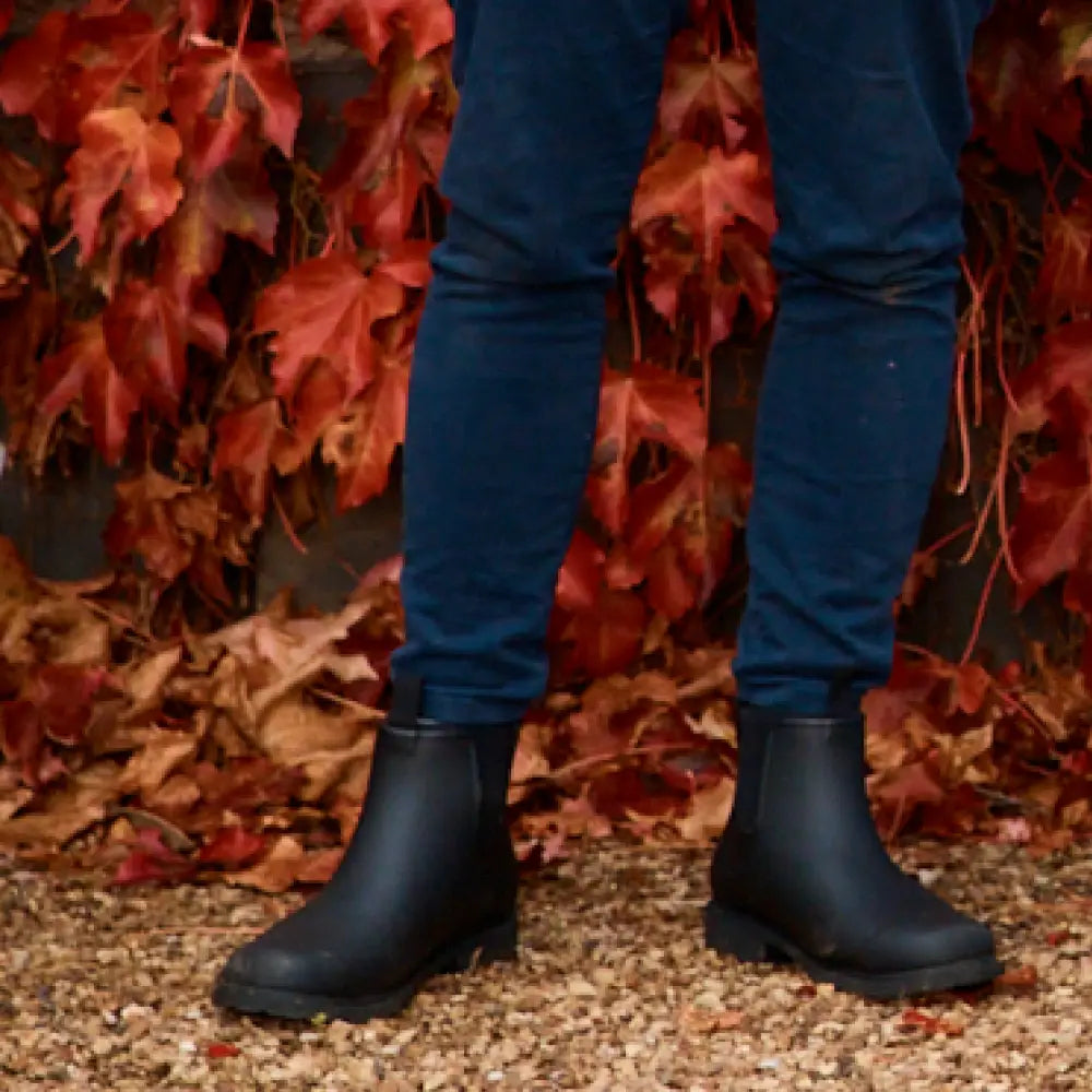 Bobbi Wellington Boot // Black & Black