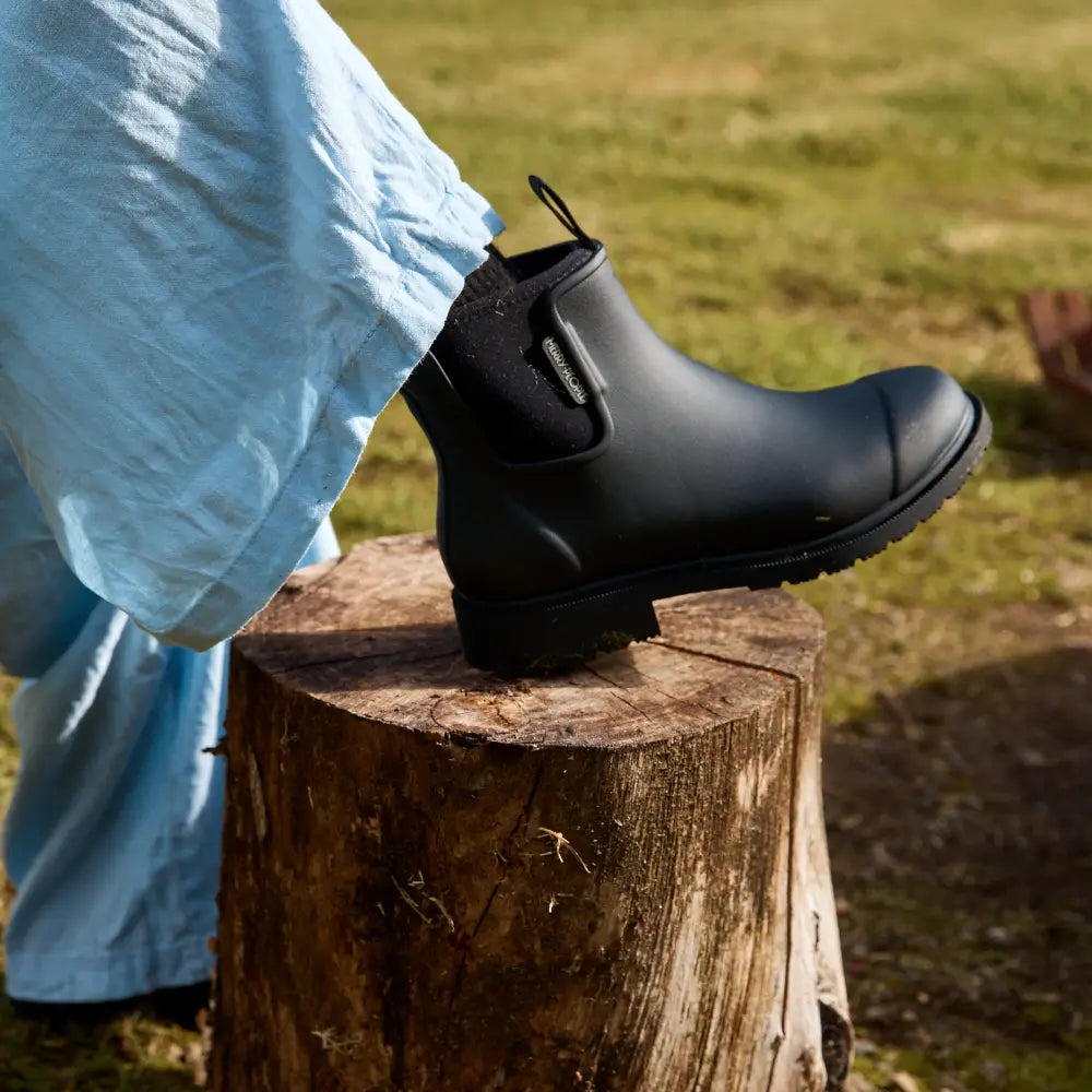 Bobbi Wellington Boot // Black & Black
