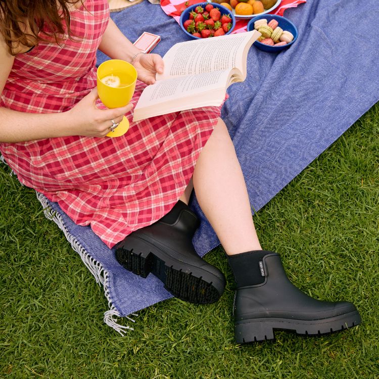 Tully Boot // Black