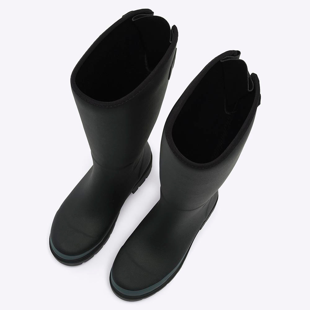 Fergie Tall Wellington Boot // Black