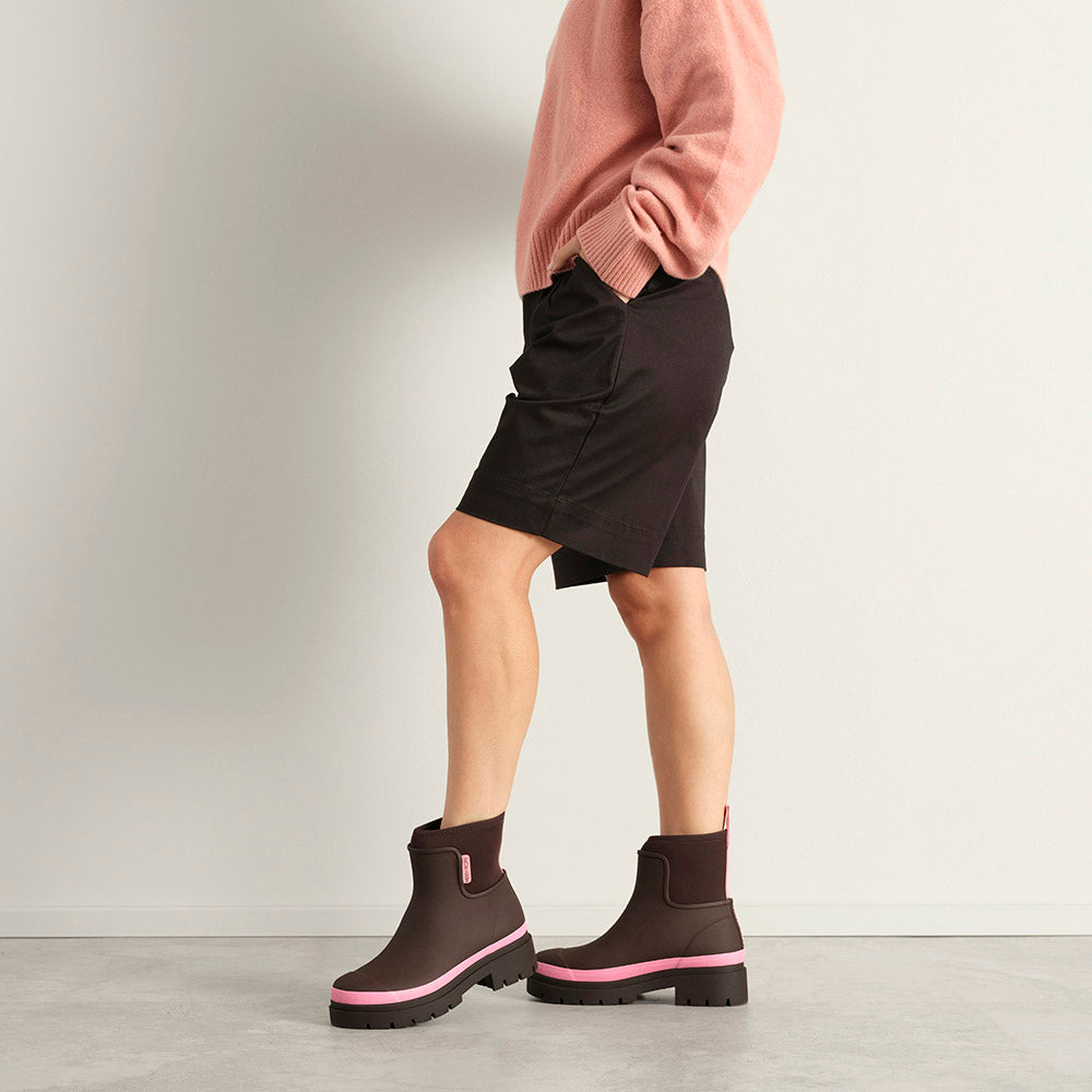 Merry People X Oliver Bonas Tully Boot // Chocolate & Pink