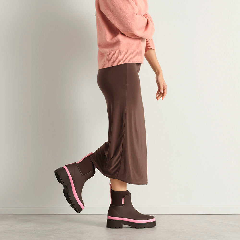 Merry People X Oliver Bonas Tully Boot // Chocolate & Pink