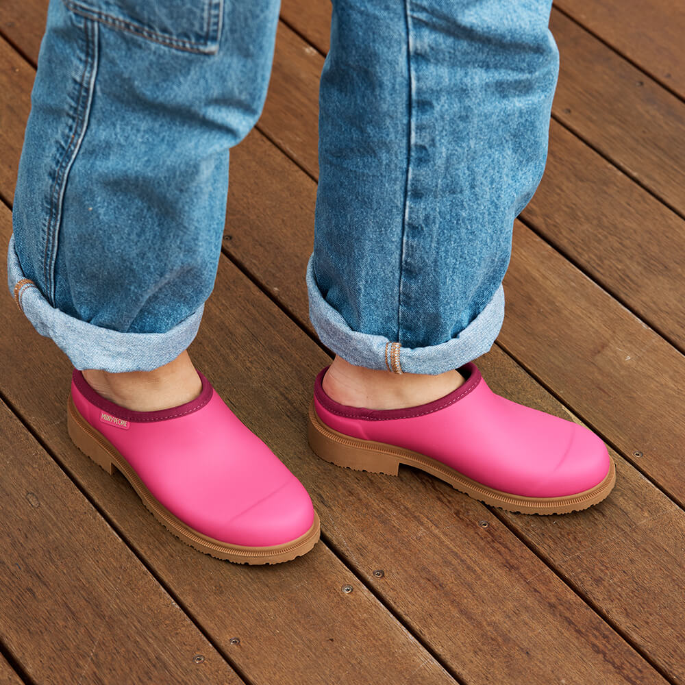 Billie Clog // Fuchsia Pink