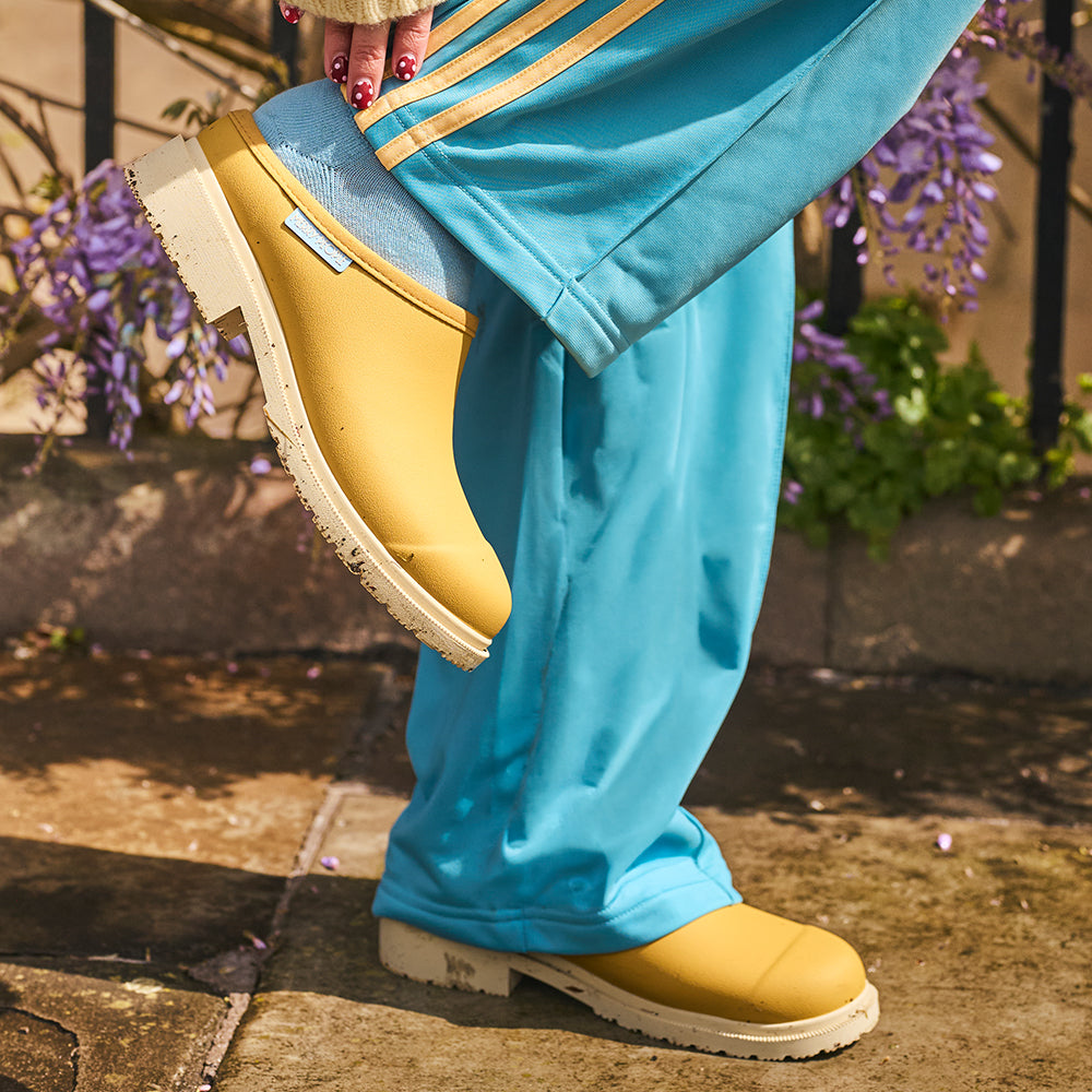 Billie Clog // Buttermilk