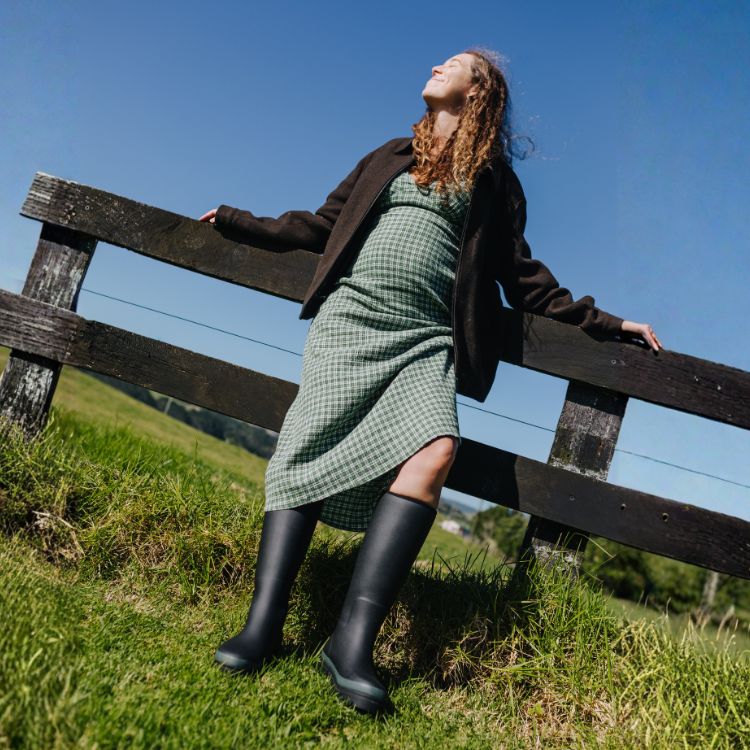 Fergie Tall Wellington Boot // Black